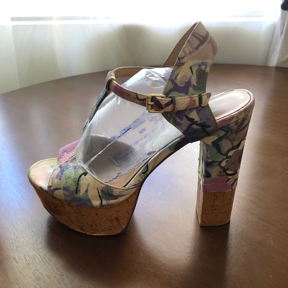 Dolce Vita Floral Baxter High Heel T-Strap Sandal - Picture 2 of 8